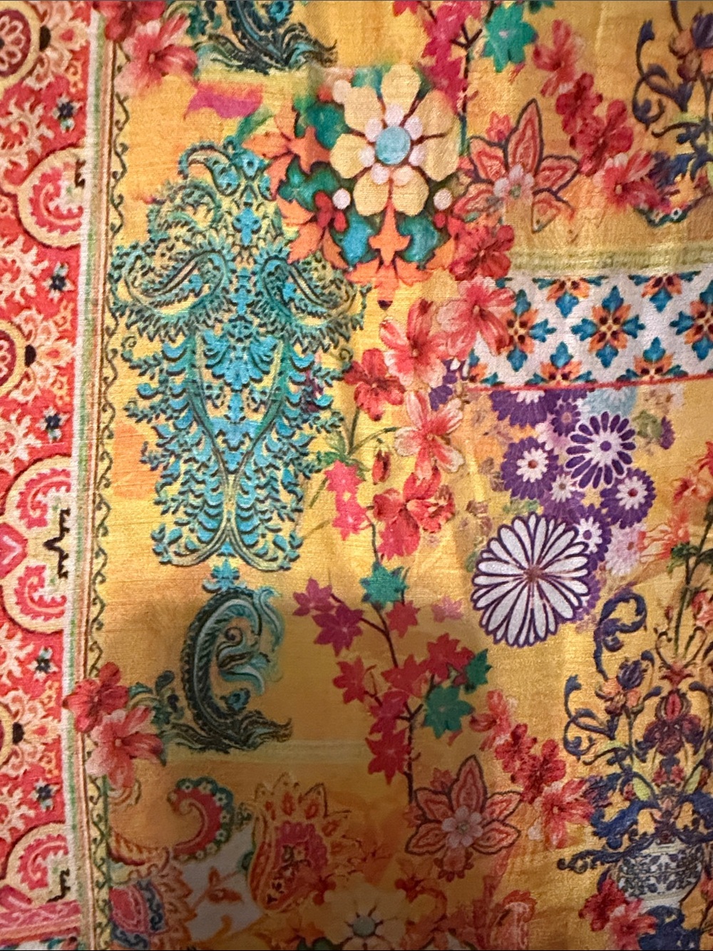 Women’s Yellow Paisley-Print Lightweight Shirt - Picture 6 of 8